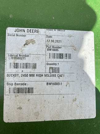 Image of John Deere Bucket equipment image 4