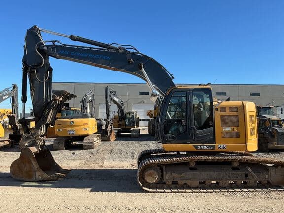 Image of John Deere 245G equipment image 4