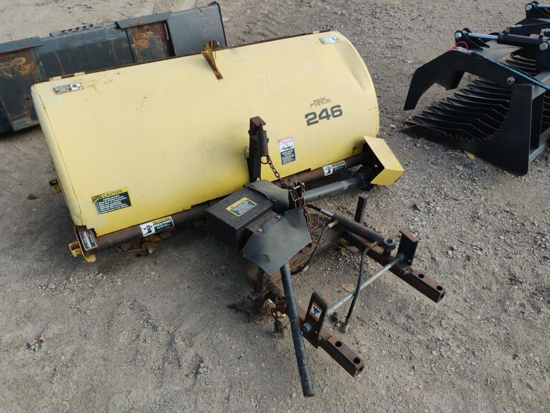 Image of John Deere 246 Primary image
