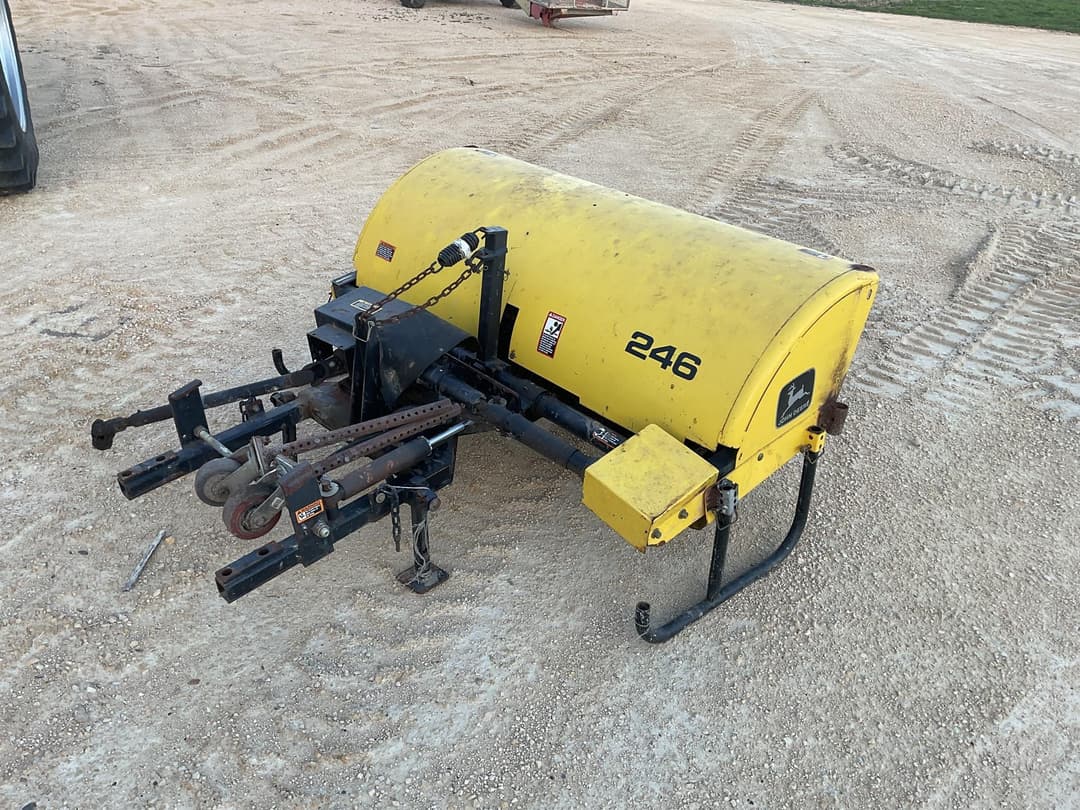Image of John Deere 246 Primary image