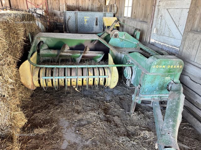 Image of John Deere 24T equipment image 1