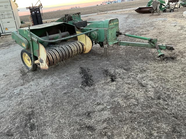 Image of John Deere 24T equipment image 4