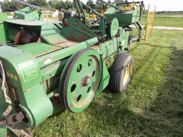 Image of John Deere 24T equipment image 1