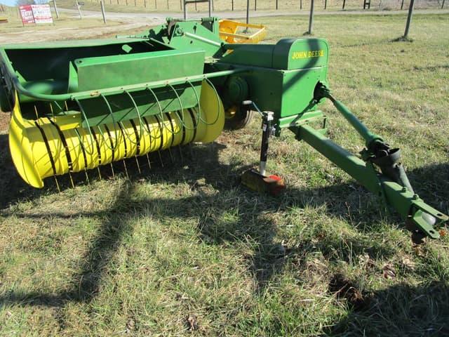 Image of John Deere 24T equipment image 1