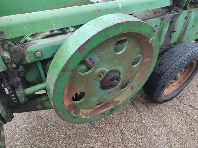Image of John Deere 24T equipment image 4
