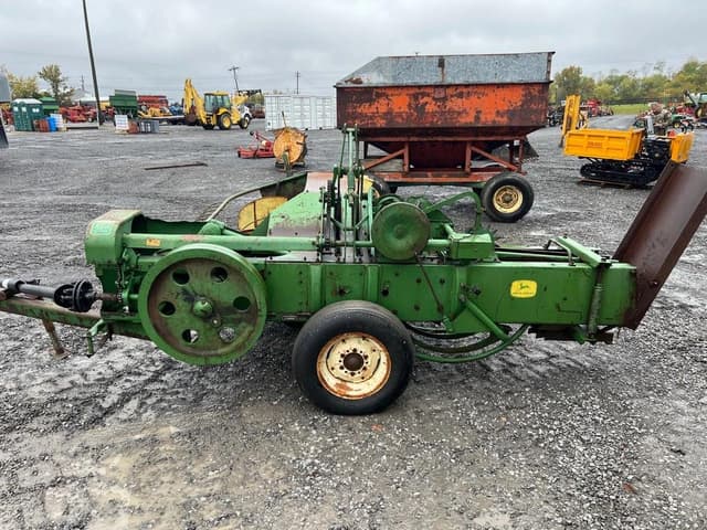 Image of John Deere 24T equipment image 1