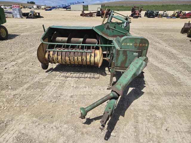 Image of John Deere 24T equipment image 1