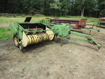 Main image John Deere 24T