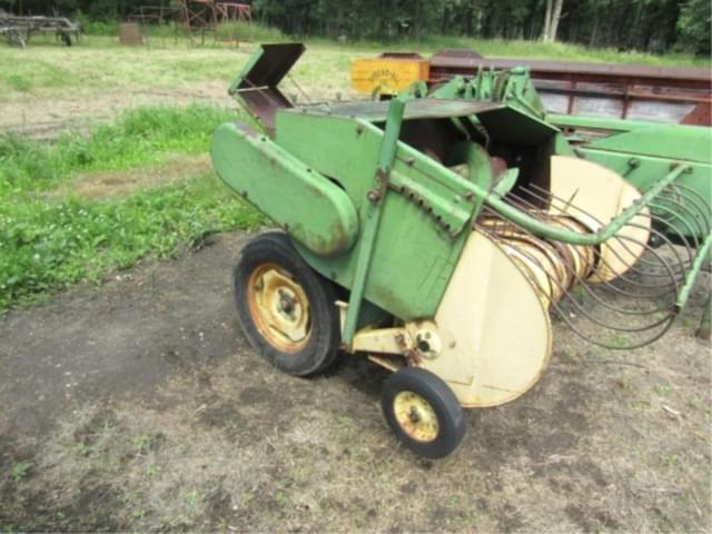Image of John Deere 24T equipment image 1