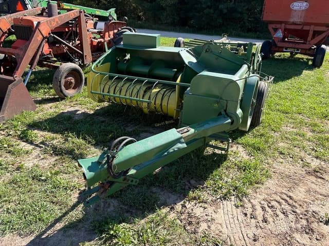 Image of John Deere 24T equipment image 1