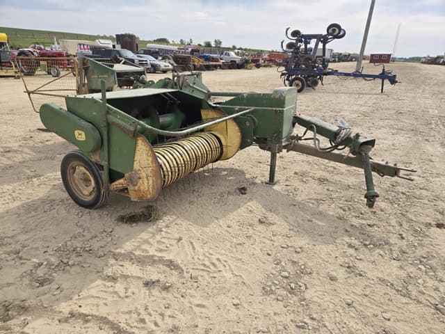 Image of John Deere 24T equipment image 2