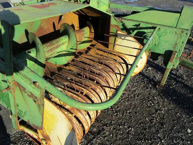 Image of John Deere 24T equipment image 2