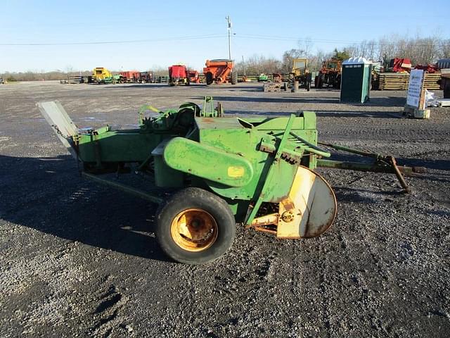 Image of John Deere 24T equipment image 1