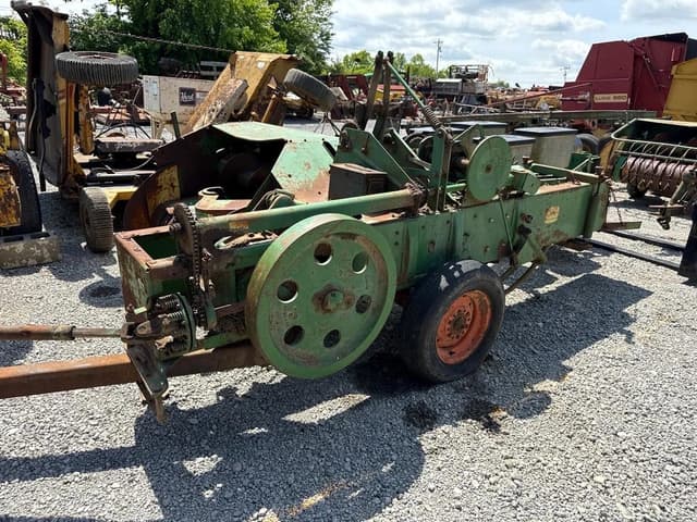 Image of John Deere 24T equipment image 3