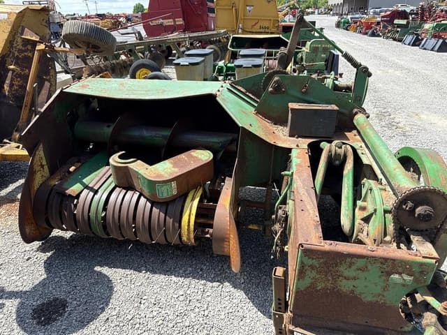 Image of John Deere 24T equipment image 1