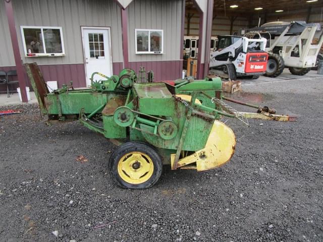 Image of John Deere 24T equipment image 3
