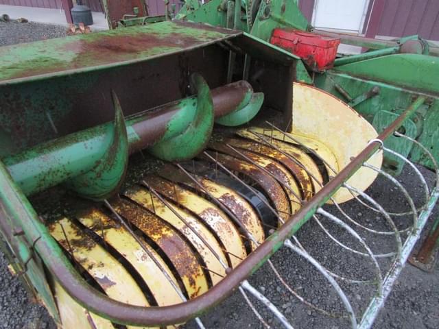 Image of John Deere 24T equipment image 2