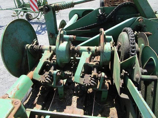 Image of John Deere 24T equipment image 4