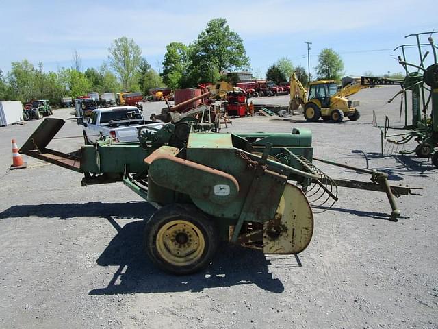 Image of John Deere 24T equipment image 1