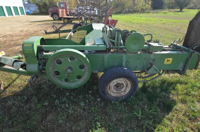 Image of John Deere 24T equipment image 1