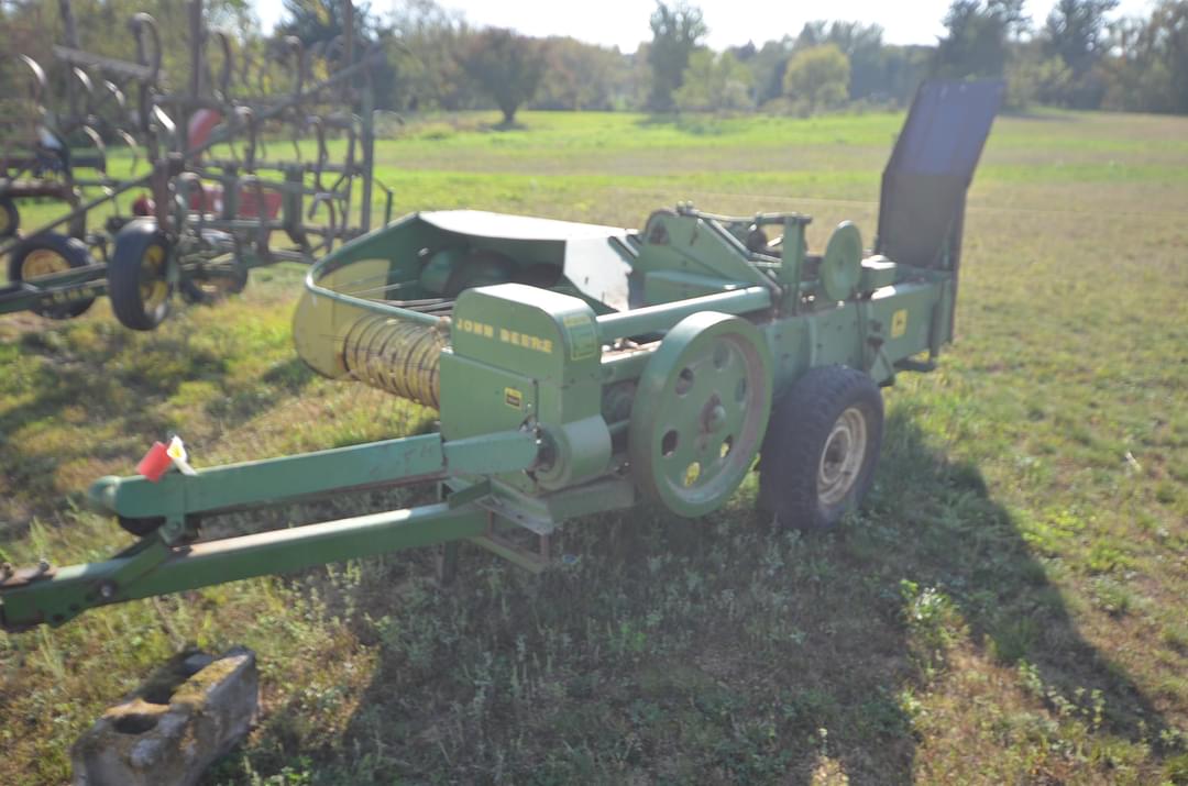 Image of John Deere 24T Primary image