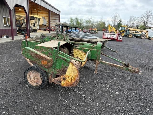 Image of John Deere 24T equipment image 4