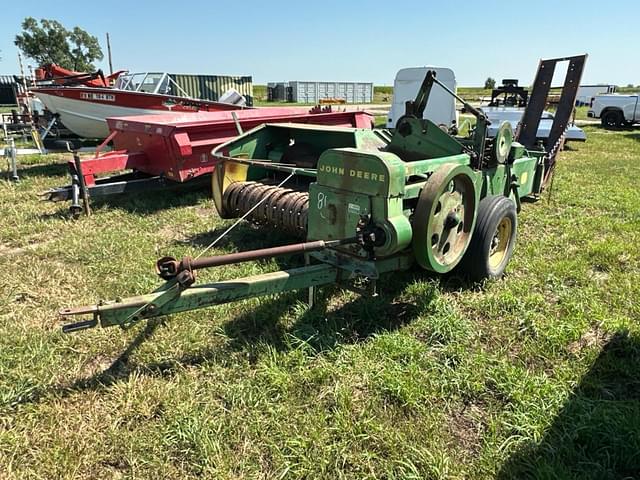 Image of John Deere 24T equipment image 1