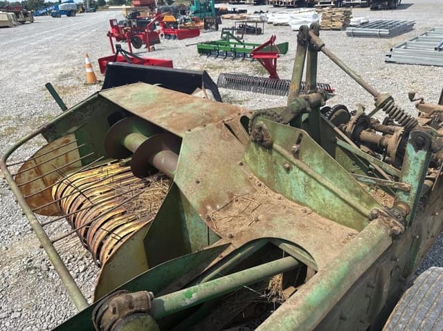 Image of John Deere 24T equipment image 2