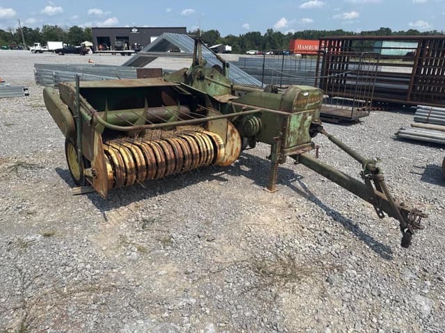 Image of John Deere 24T equipment image 1