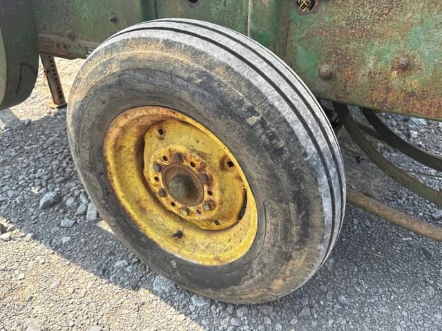 Image of John Deere 24T equipment image 4