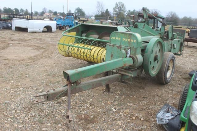 Image of John Deere 24T equipment image 1