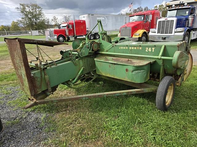 Image of John Deere 24T equipment image 2