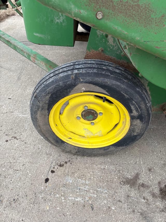 Image of John Deere 24T equipment image 4