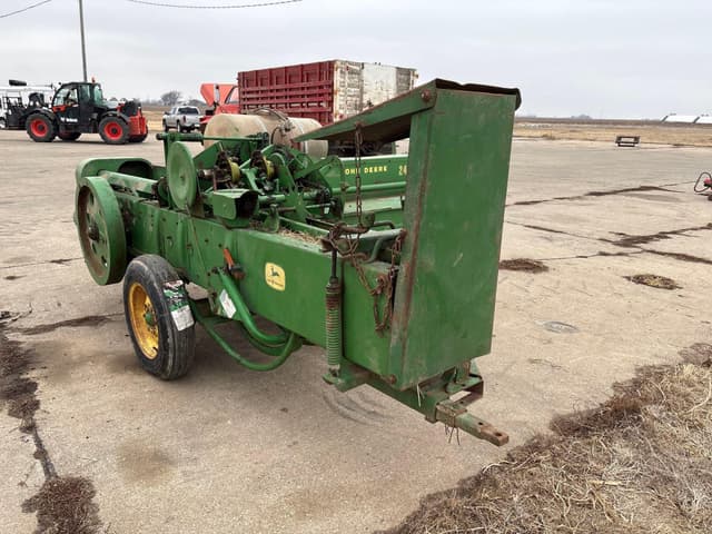 Image of John Deere 24T equipment image 2