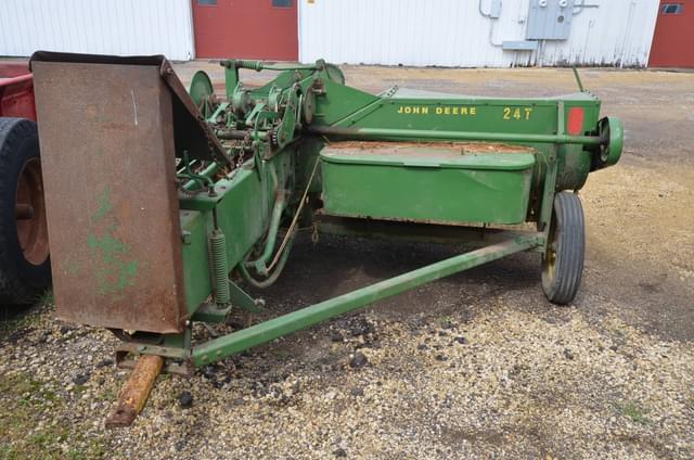 Image of John Deere 24T equipment image 3