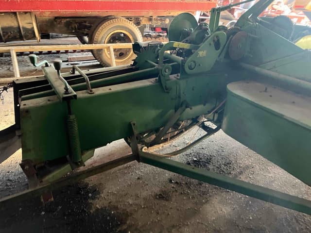 Image of John Deere 24T equipment image 4