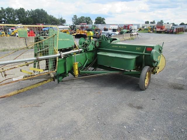 Image of John Deere 24T equipment image 1