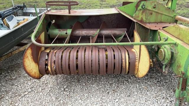 Image of John Deere 24T equipment image 2