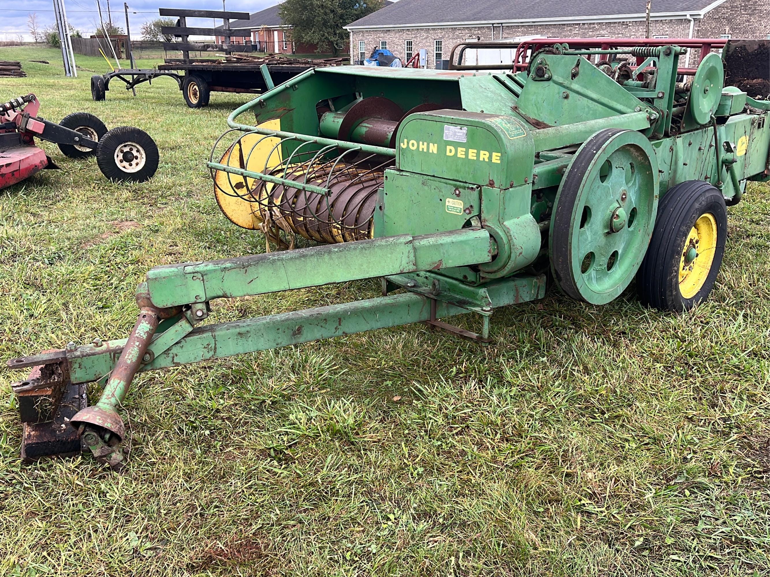 Main image John Deere 24T