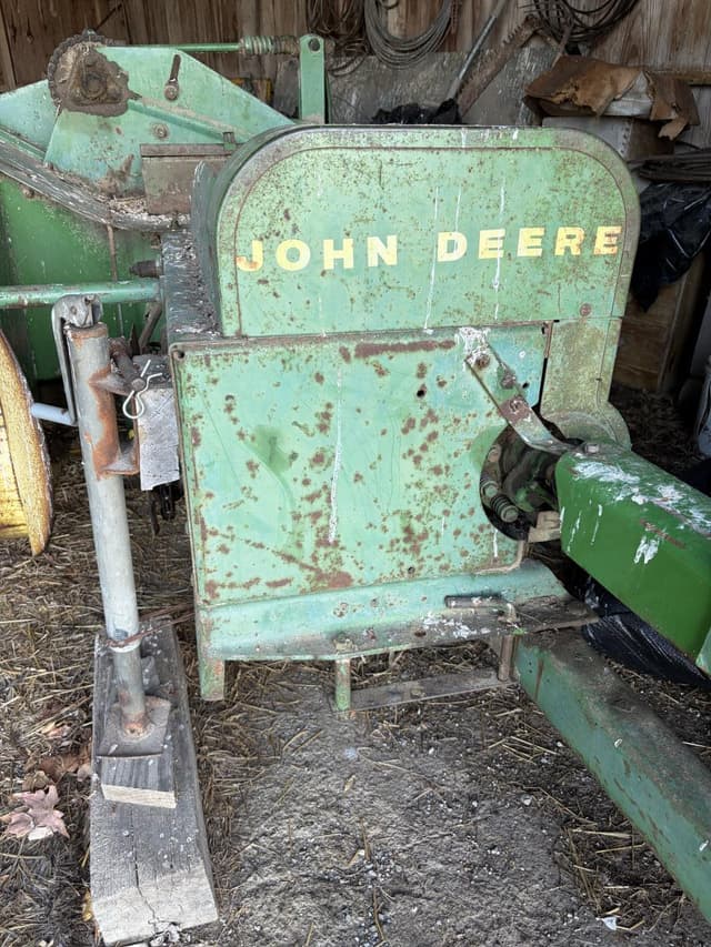 Image of John Deere 24T equipment image 1