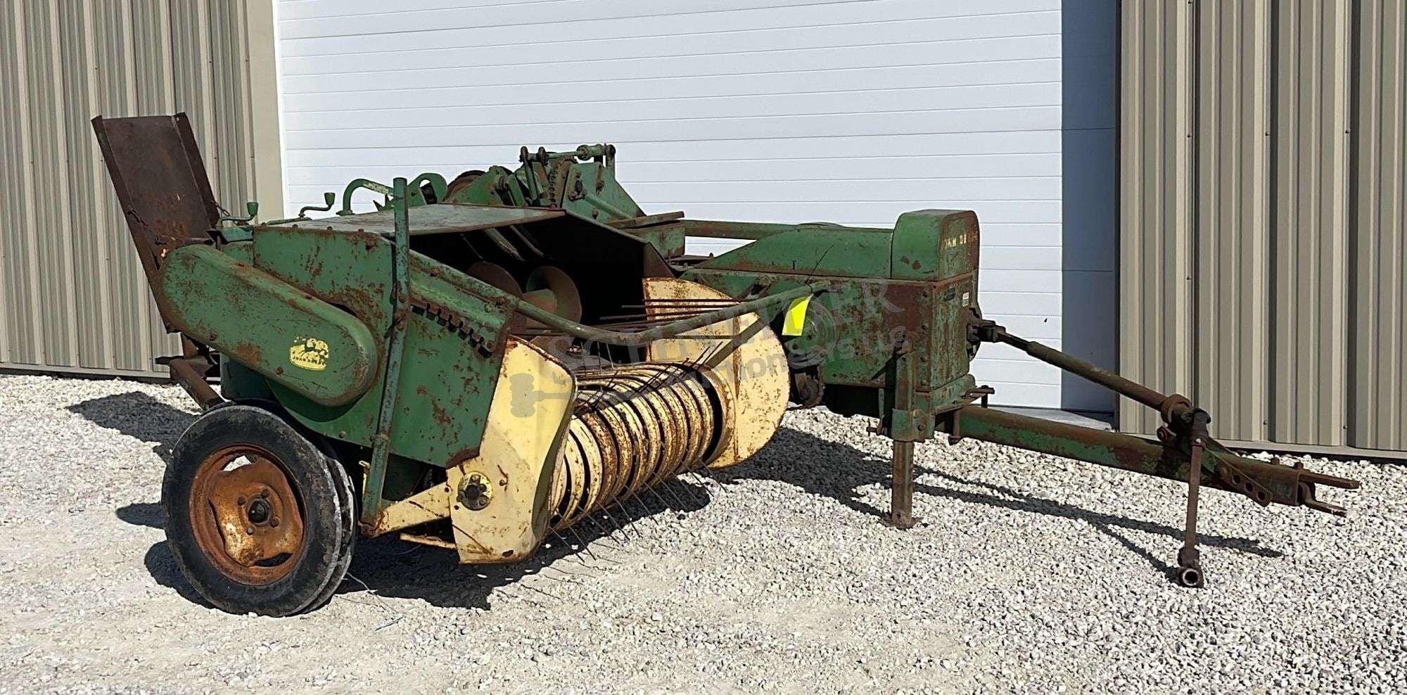 Main image John Deere 24T