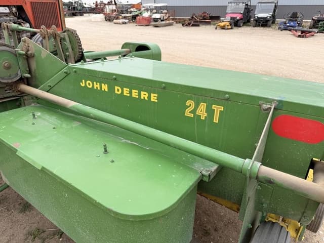 Image of John Deere 24T equipment image 1