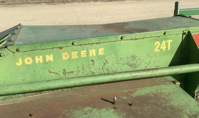 Image of John Deere 24T equipment image 4