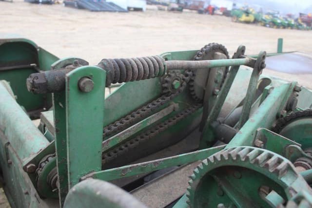 Image of John Deere 24WS equipment image 4