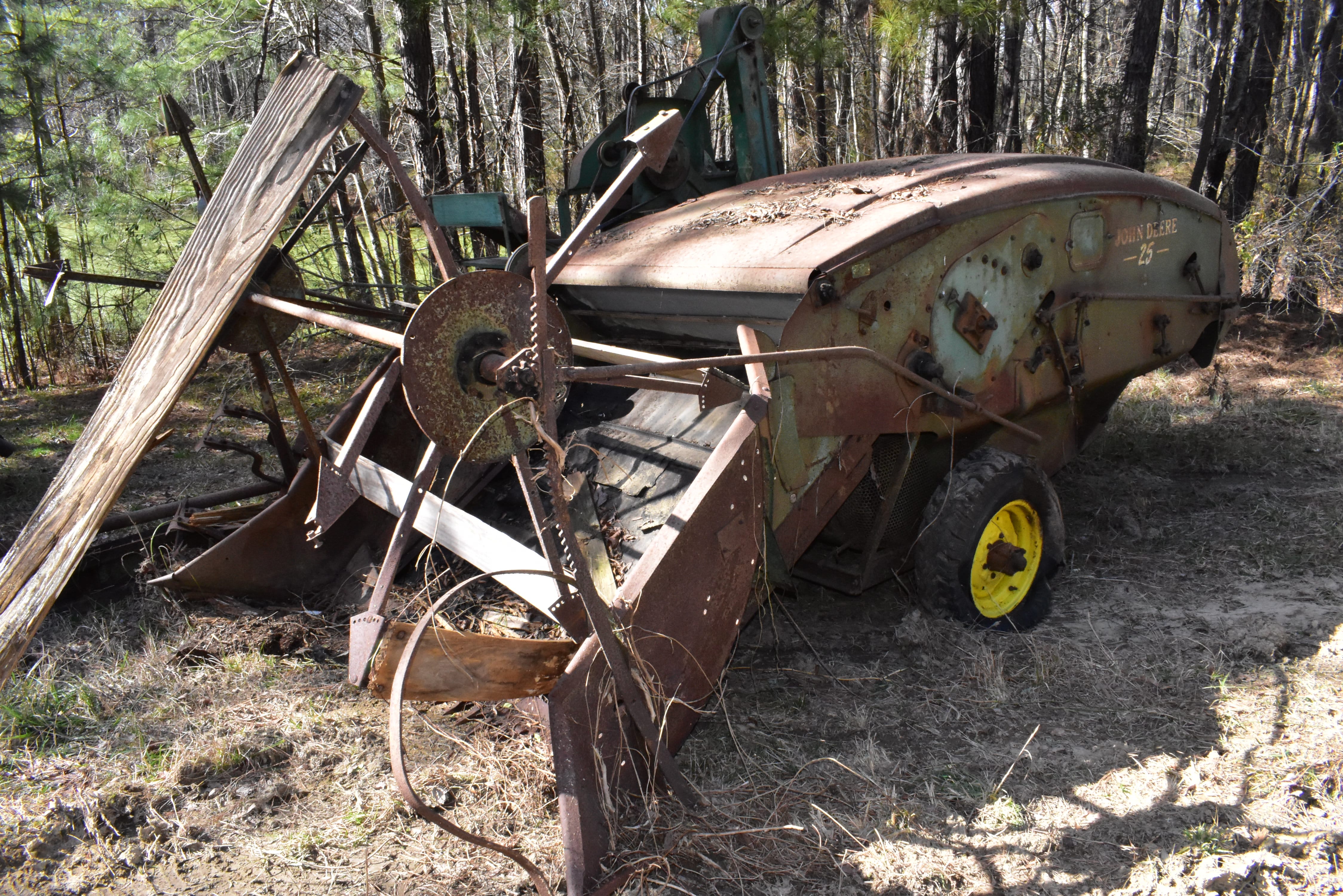 Main image John Deere 25