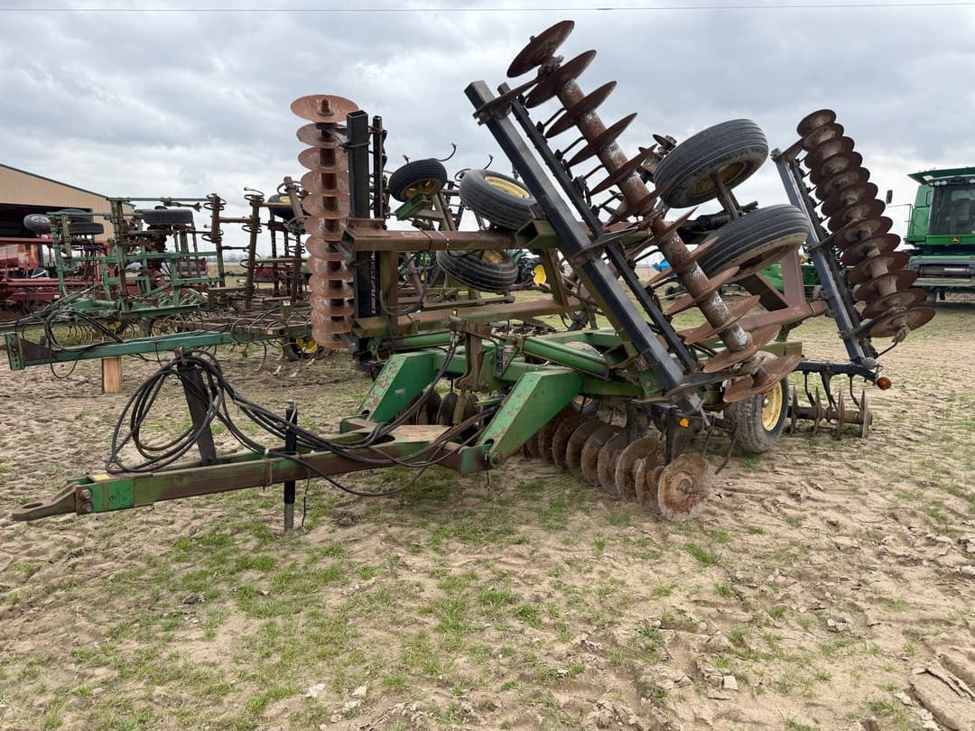 Image of John Deere 630 Primary image