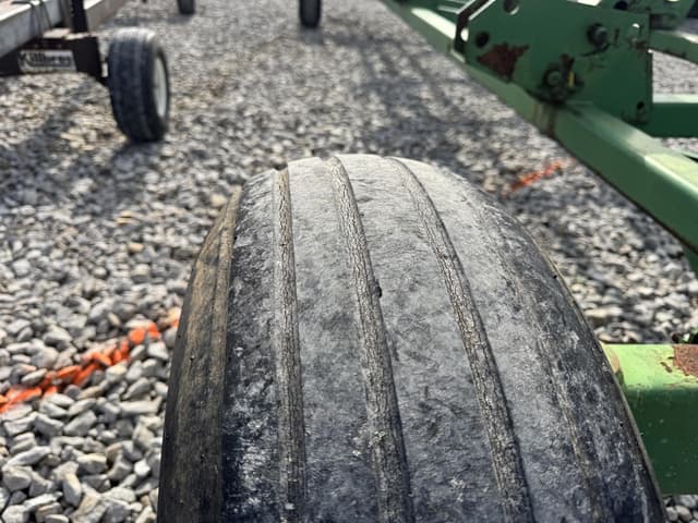 Image of John Deere 25 equipment image 4