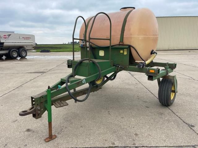 Image of John Deere 250 equipment image 1