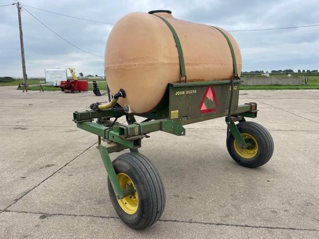 Image of John Deere 250 equipment image 3