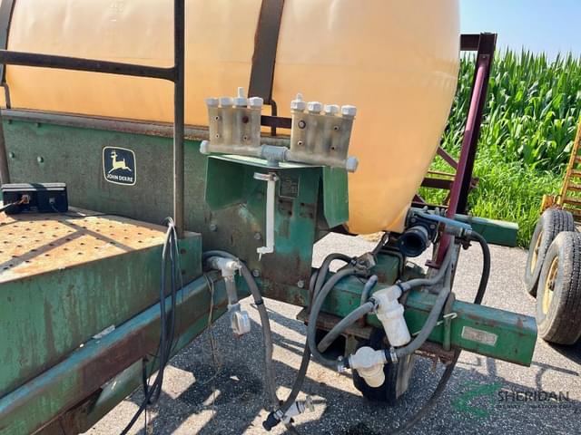 Image of John Deere 250 equipment image 3